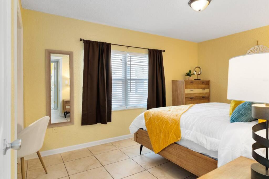 Ocean 20 - Sunny Seaside Apartment Indian Harbour Beach Exterior photo